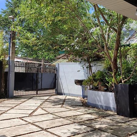 Ezekiel Transient House Hotell Coron Eksteriør bilde